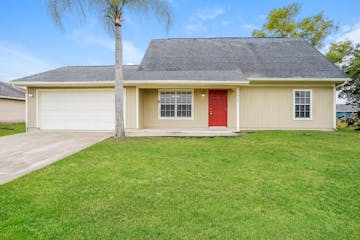 2044 N E 20TH TER CAPE CORAL, FL 33909